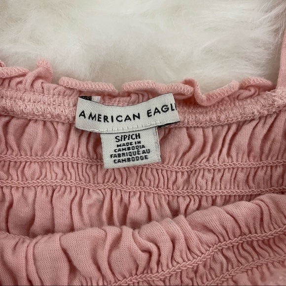AMERICAN Eagle Pink Crop Top With Daisy Pattern Size Small - Picture 4 of 7